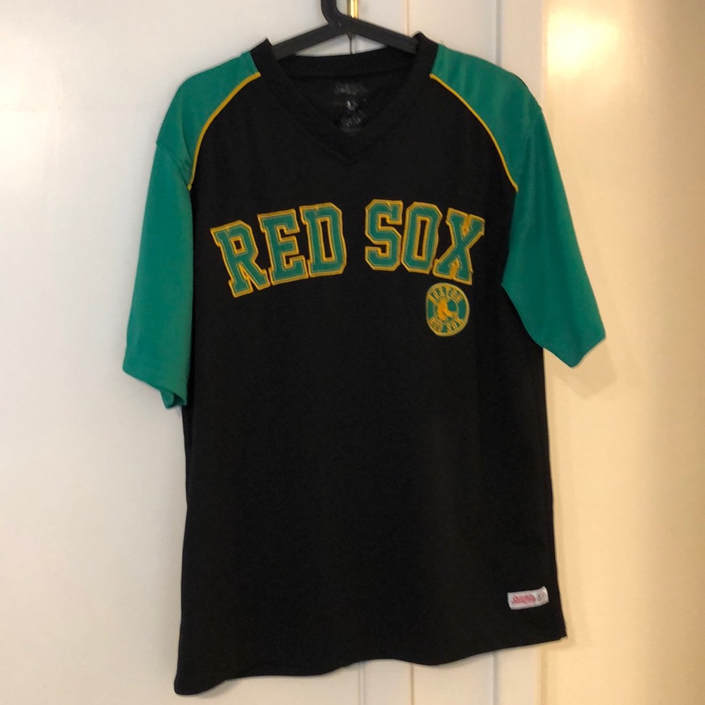 Stitches Boston Red Sox size Medium men’s top
